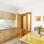 Am Kirchplatz Apartamento *